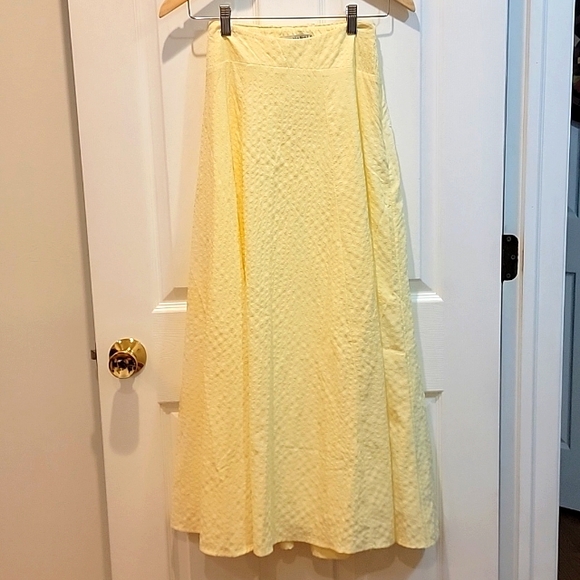 Abercrombie & Fitch Maxi Skirt, Butter Yellow, XS NWOT - Picture 1 of 5